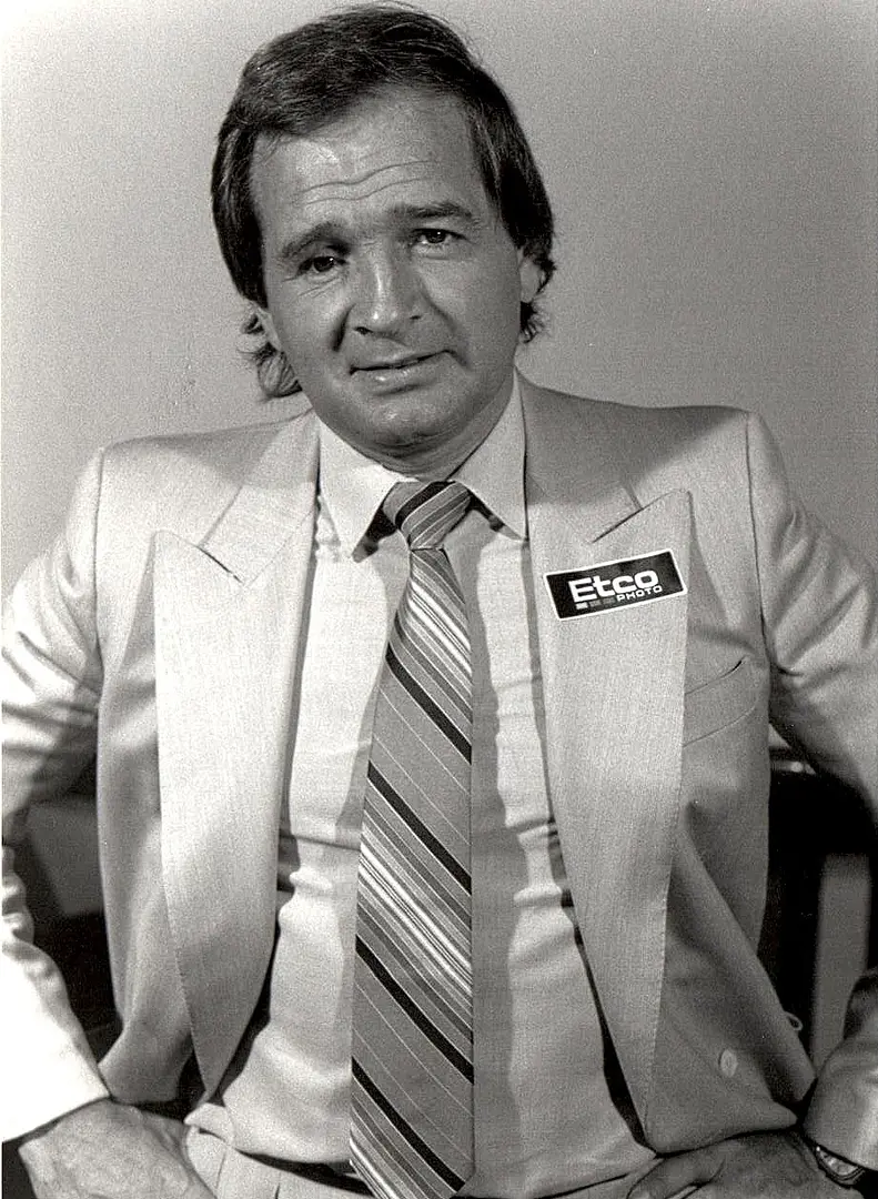 Quel duo pour les Castors de Sherbrooke dans les années 1970 ! Le directeur-gérant Georges Guilbault et son entraîneur-chef Ghislain Delage ont su soutenir leurs joueurs après le tragique accident d'autobus survenu en novembre 1974. 