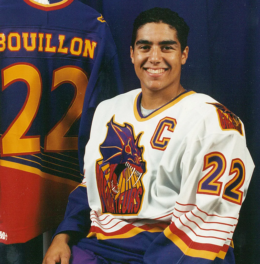 Quand Francis Bouillon est allé récupérer la Coupe Memorial à titre de capitaine, c'était la 1ère fois en 25 ans qu'une équipe québécoise recevait le trophée. La disette durait depuis 1971 pour les équipes du Québec, année de la victoire des Remparts de Québec et leur grand meneur, Guy Lafleur.