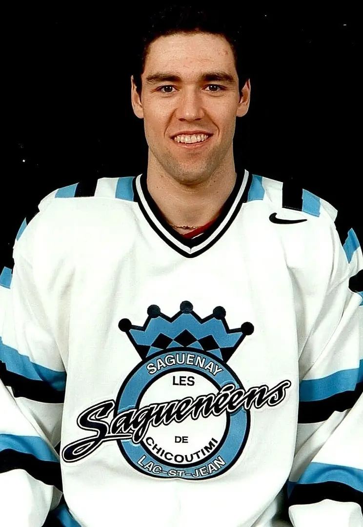 Éric Bétournay 	(Laval-Acadie-Bathurst-Chicoutimi | 1997>>2002) - 352 parties en saison régulière, un record qui risque de ne jamais être battu... 