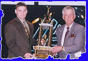 Christian Bronsard (Hull | 1997) - le gardien des Olympiques a volé la vedette tant en séries 1997 que lors du tournoi de la Coupe Memorial.