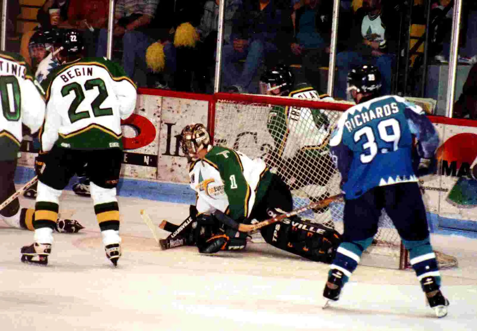 The Foreurs swept (4-0) the honors of the final series against Rimouski.
