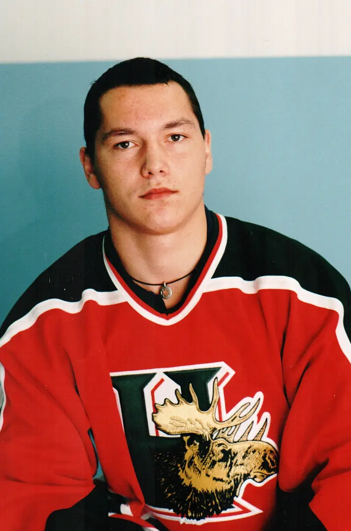 Ladislav Nagy (Halifax | 1998-99) - pas moins de 71 buts comme recrue, et ce alors qu'il était âgé de 19 ans. Le règlement a par la suite été changé, et seuls les joueurs de 16/17/18 ans peuvent depuis obtenir le statut de "recrue".