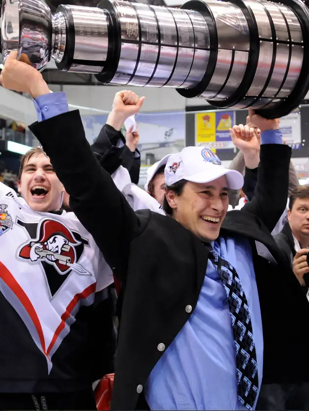 Guy Boucher - he took his club from last place in the QMJHL in 2007-08 to President Cup champion in less than 14 months. Later, he would become a head coach in the National League with Tampa Bay and Ottawa...