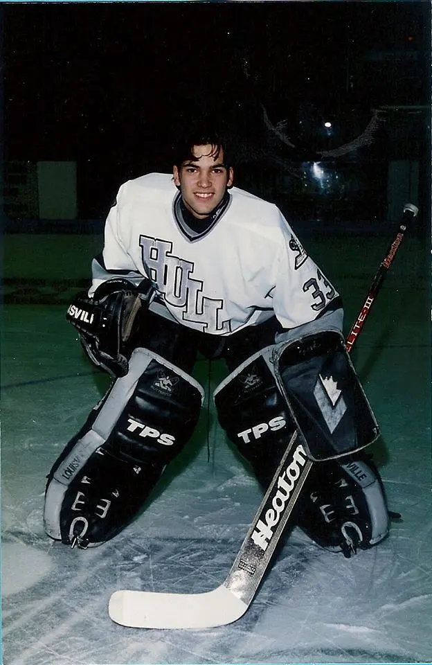 JOSÉ THÉODORE (Hull) - Joueur le plus utile des séries 1995. En 1995-96, les Olympiques y vont d'une séquence de 24 victoires de suite. Théodore en signera 14 lors de cette séquence extraordinaire !