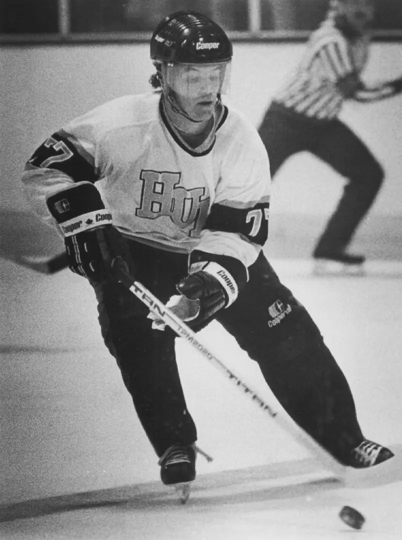 Guy Rouleau - he and his linemate Luc Robitaille each scored 191 points in the 1985-86 regular season, but since Rouleau scored 91 goals to his teammate's 68, he was awarded the scoring title and the Jean-Béliveau Trophy.