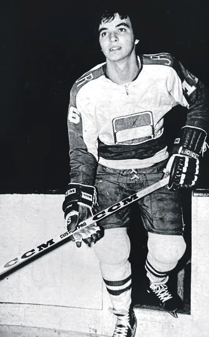 Mario Tremblay - seulement deux saisons dans la LHJMQ, mais sa fougue lui vaudra 180 points en 102 parties de saison régulière. À 18 ans, frais repêché par les Canadiens de Montréal, il fait déjà le grand saut dans la LNH.