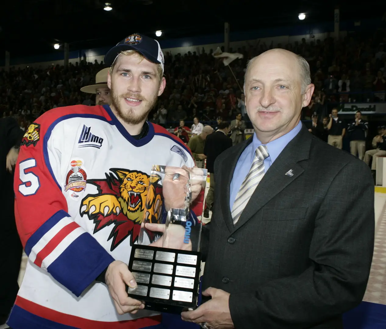 Author of the record total of 7 winning goals during the 2006 playoffs, Martin Karsums was the journalists' choice for the Guy-Lafleur Trophy, awarded to the most valuable player of the playoffs.