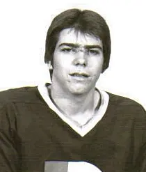 Jean-François Sauvé (Trois-Rivières) - il a été le tout premier joueur à remporter le trophée Selke deux ans de suite dans la LHJMQ, soit en 1978-79 et 1979-80, au même moment où il était couronné de deux championnats des compteurs d'affilée avec des campagnes de 176 et 187 points.